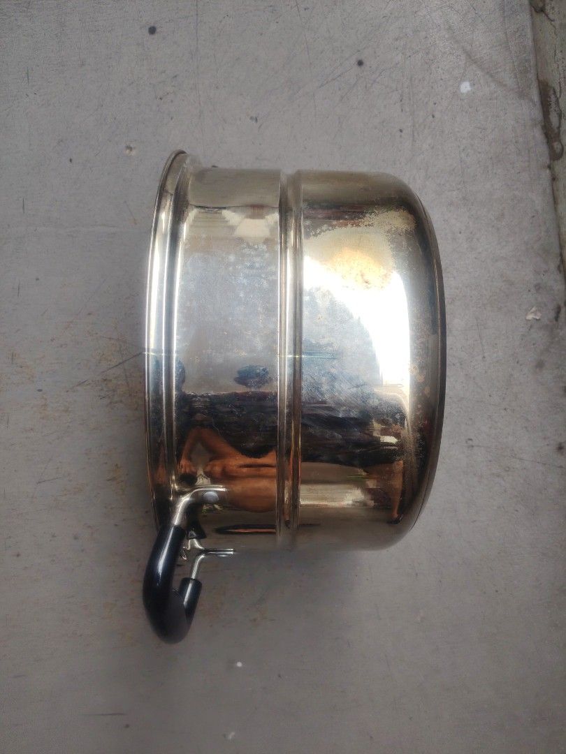 cooking ware (Category: Other Kitchenware & Tableware) located in Singapore. Submitted by yhsyhs (Listing ID 1469407721, Image 2). Description: .