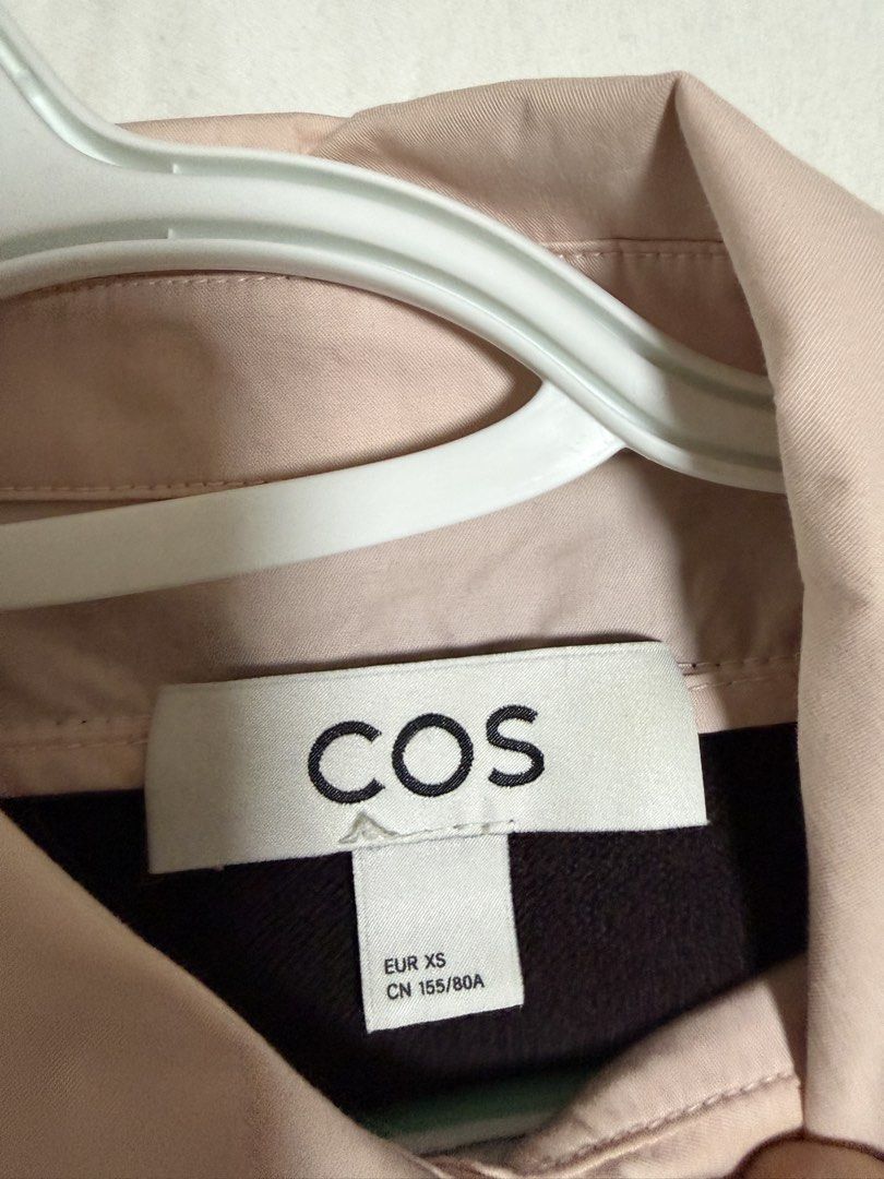 Cos Polo Vest (Category: Shirts) located in Pasig City. Submitted by chamoisee (Listing ID 1469518876, Image 2). Description: Cos Polo Vest 18”x20” xs on tag.