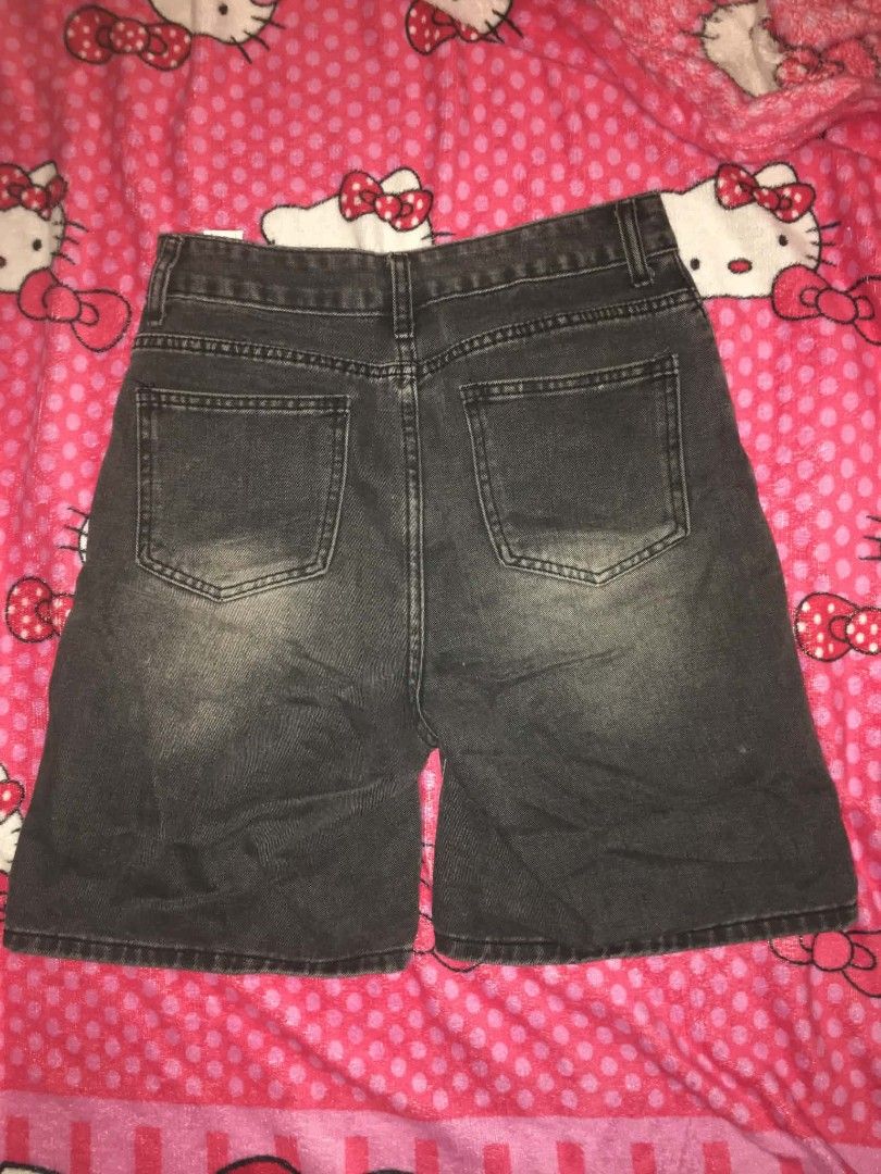 Cross Angel Wings Jorts (Category: Shorts) located in Las Pinas. Submitted by fusionpurp (Listing ID 1469566994, Image 2). Description: .
