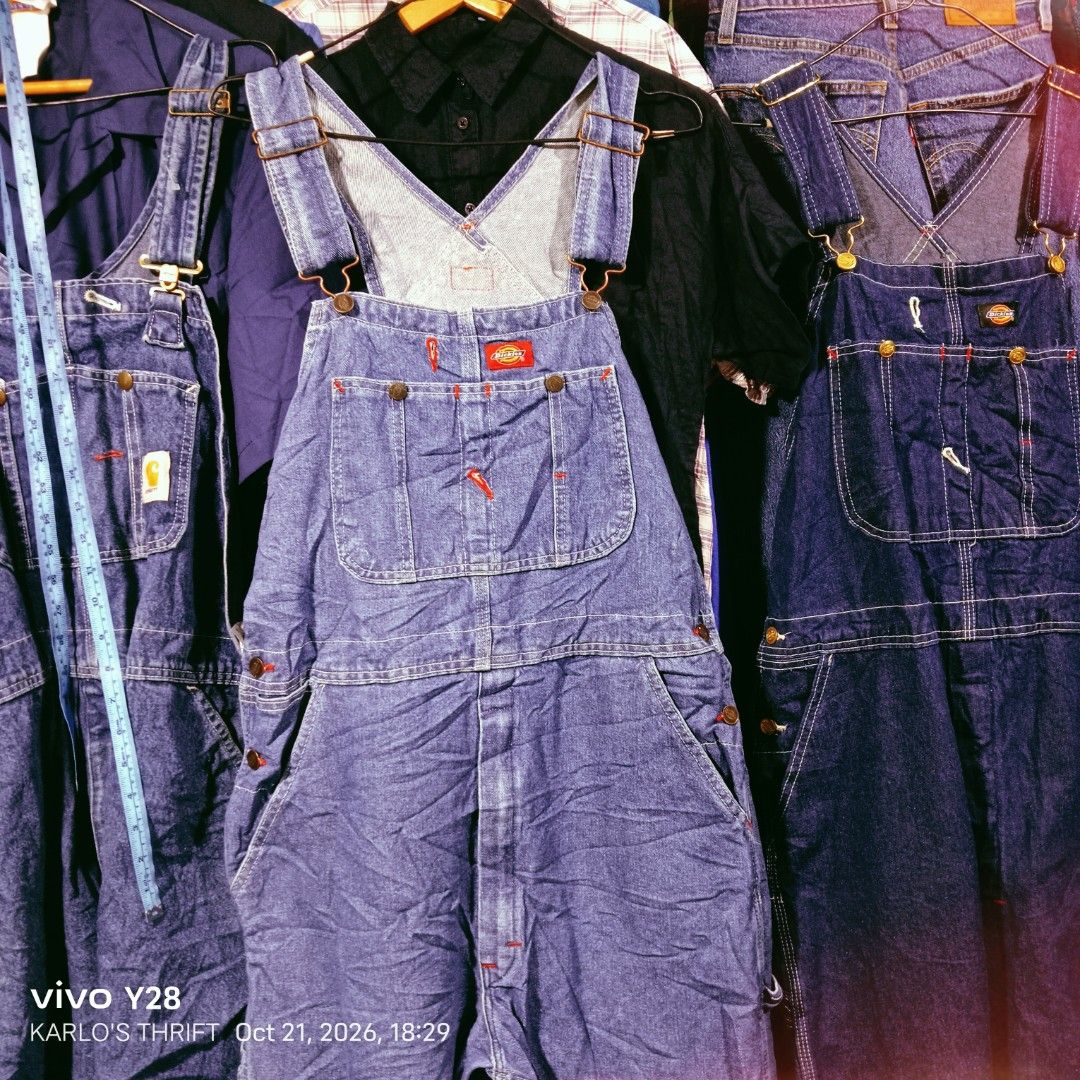 D I C K I E S DENIM BIB OVERALLS (Category: Coats, Jackets and Outerwear) located in Davao. Submitted by karlosthriftshop (Listing ID 1469497452, Image 1). Description: ₱750 FREE SHIPPING THRU J &T PANGHARABAS/BAWAL SA MASELAN DICKIES CARPENTER DENIM BIB OVERALLS MADE IN MEXICO 32X32 ON TAG ACTUAL MEASUREMENT PLEASE CHECK ATTACHED PHOTOS USED, IN GOOD CONDITION,NO ALTERATIONS ISSUE: PLEASE CHECK LAST PHOTO X COD/COP PAYMENT 1ST MOP:GCASH.