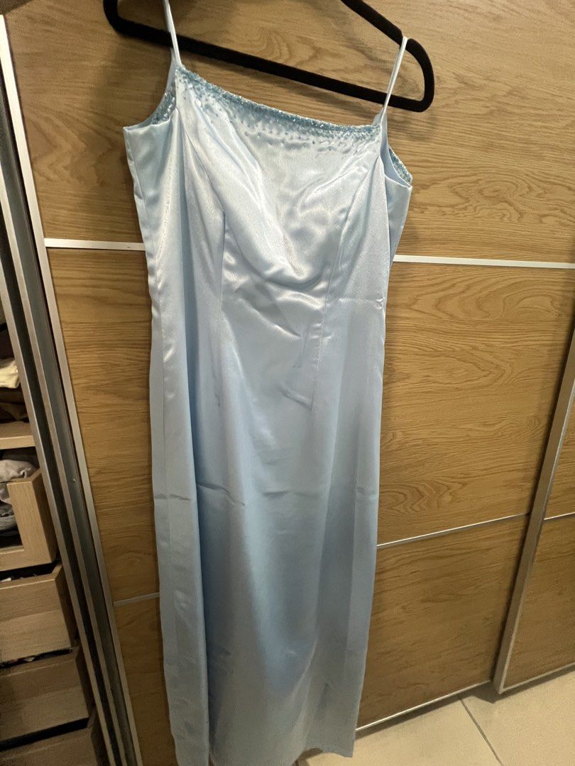 Dainty skyblue dress (Category: Evening dresses & gowns) located in Manila. Submitted by peeknpicks (Listing ID 1469534109, Image 1). Description: Super elegant dress .