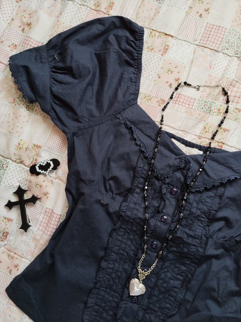 Dark Navy Blue Milkmaid top (Category: Others Tops) located in Cebu City. Submitted by thrift_with_anjel (Listing ID 1469523428, Image 3). Description: ❀.ೃ࿔Dark Navy Blue Milkmaid Top❀.ೃ࿔* 🌹Brand: zumi 🌸Bust: 34-42 🌸Waist: 30-38 🌷Mine: 580(AU).