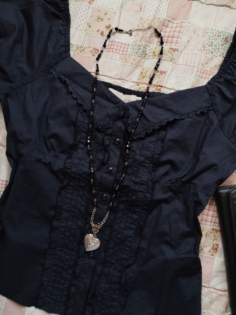Dark Navy Blue Milkmaid top (Category: Others Tops) located in Cebu City. Submitted by thrift_with_anjel (Listing ID 1469523428, Image 2). Description: ❀.ೃ࿔Dark Navy Blue Milkmaid Top❀.ೃ࿔* 🌹Brand: zumi 🌸Bust: 34-42 🌸Waist: 30-38 🌷Mine: 580(AU).