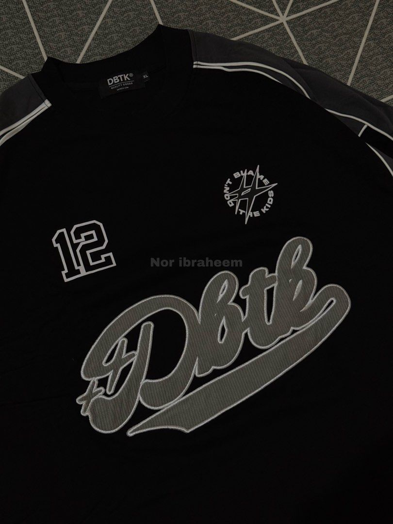 DBTK Tee (Category: Tshirts & Polo Shirts ) located in Manila. Submitted by _hykeem (Listing ID 1469462629, Image 3). Description: - Chaser splice tee - Size “XL” - Used once only, good as new - Complete ziplock & hangtags - Taytay rizal - Can do meetup, lalamove or jnt - DM for more details.