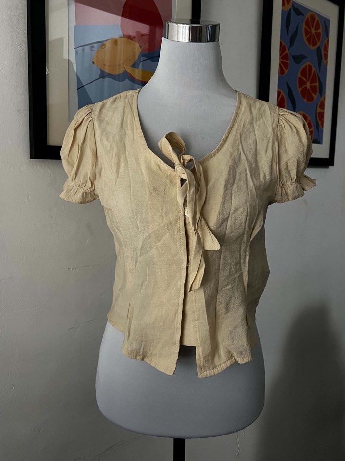 DECLUTTERING!! 50-150php (Category: Blouses) located in Cagayan de Oro. Submitted by aevapp (Listing ID 1469411567, Image 3). Description: Hello! decluttering clothes, making space for new ones🎀 loved and in very good condition only worn once or twice sizes: xs-l price range: 50-150php location: Cagyan de Oro City shipping via maxim or jnt if outside the city buyer will shoulder df/sf payment first/ half dp No COD just send a screenshot to inqui