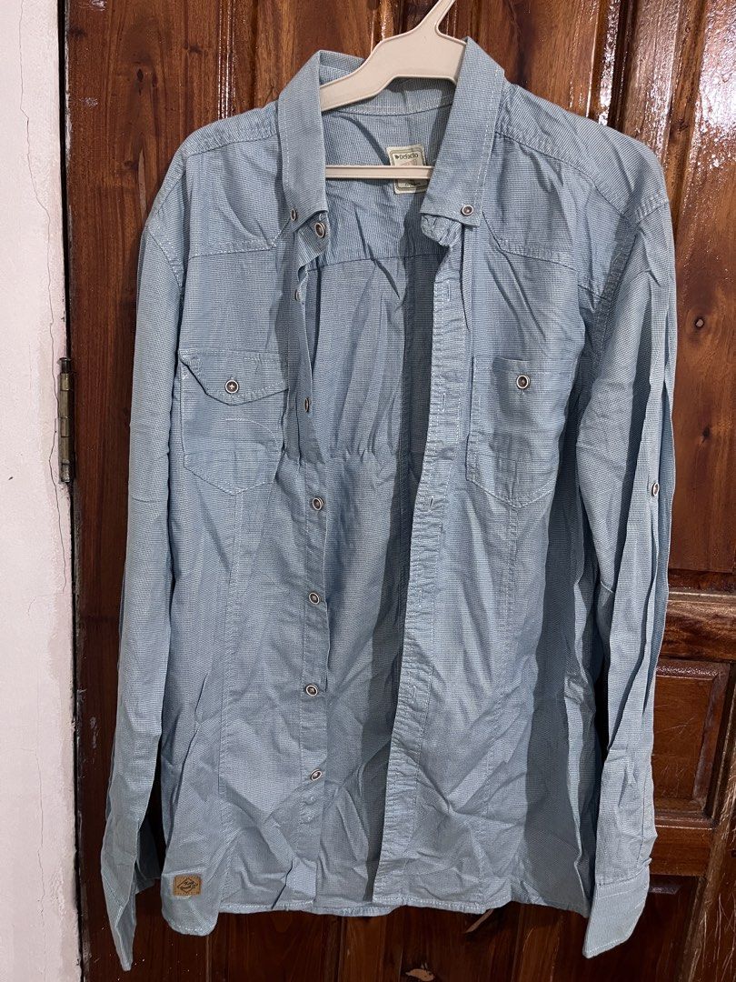 DeFacto Blue Long Sleeve Button Up Shirt Size L (Category: Longsleeves) located in Baguio. Submitted by gbwardrobe (Listing ID 1469509090, Image 2). Description: .