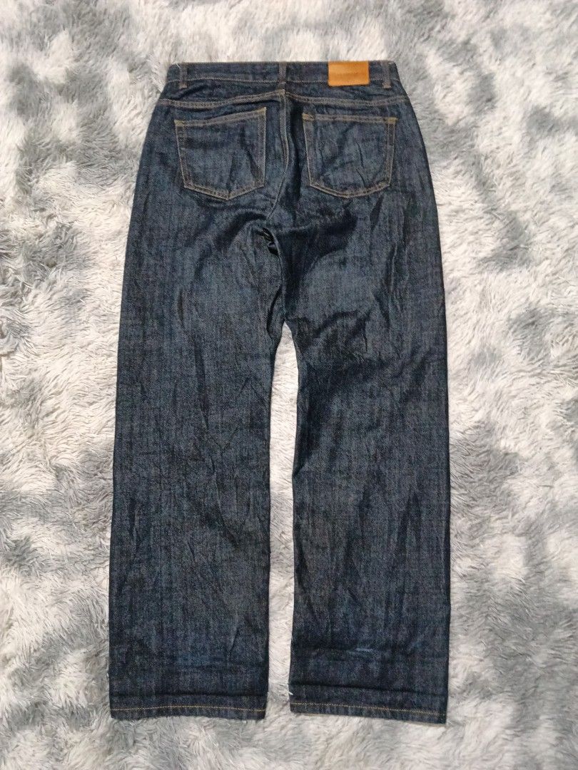 Denmade selvedge jeans (Category: Jeans) located in San Carlos City. Submitted by wilburstthriftstore (Listing ID 1469509126, Image 3). Description: Denmade by craftsmanship selvedge jeans. Size Medium Waist 30-31 Length 42 Hem 9 Issue - minor distressed and scratches at the hem part. See last photo. Over all in excellent condition 👌🏾 ₱850 + sf.