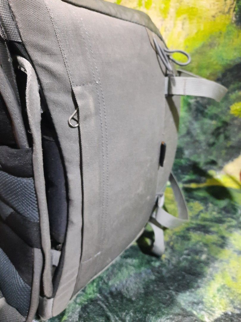 deplacer adventure 60+5l hiking backpack green (Category: Backpacks) located in Baguio. Submitted by klayblakeb87803 (Listing ID 1469467631, Image 3). Description: - Brand/Model: Deplacer Adventure Hiking Backpack - Capacity: 60+5 Liters (Large capacity with drawstring closure and top lid buckles) - Color: Green and Grey - Organization: Multiple zippered exterior pockets and side compression straps - Comfort: Padded shoulder straps and sturdy hip