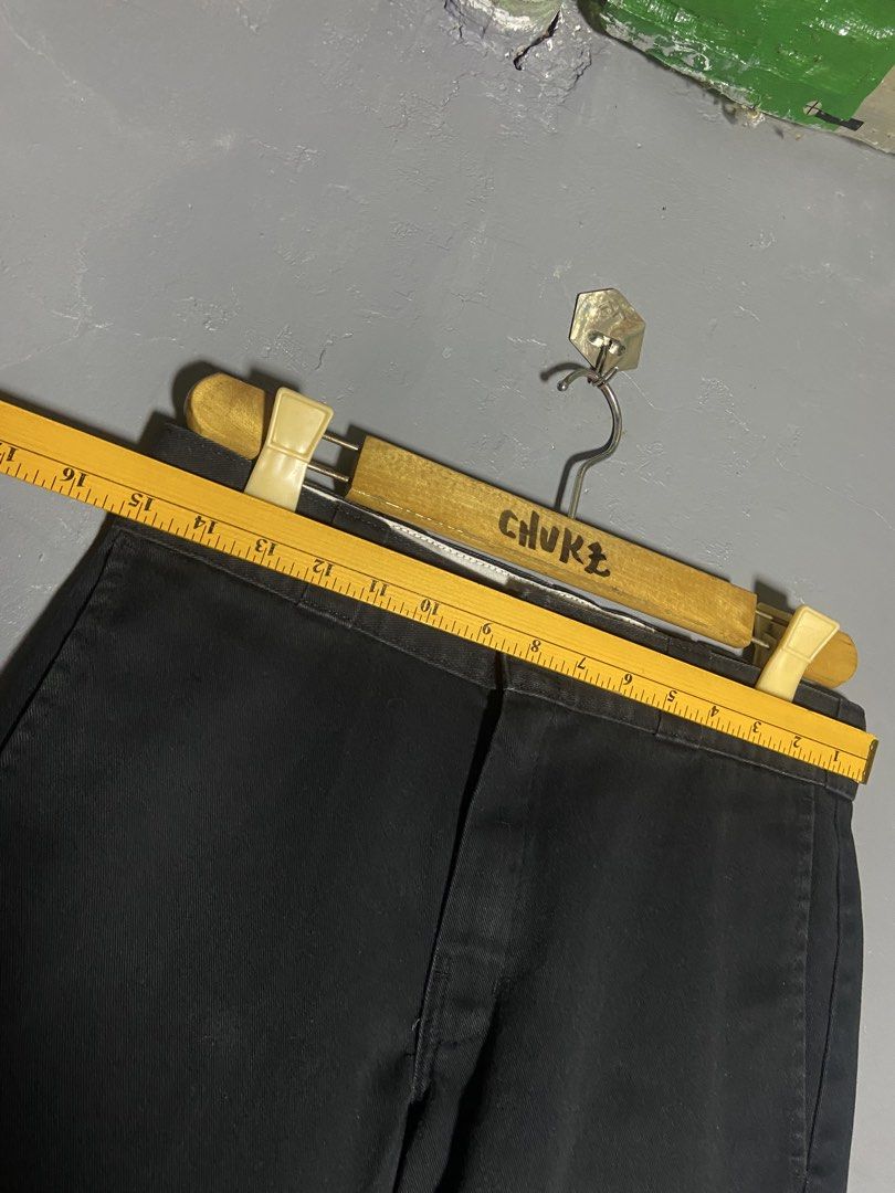 Dickies 874 (Category: Chinos) located in Cabuyao City. Submitted by chukz_x (Listing ID 1469528857, Image 3). Description: Dickies 874 Size : 30 Dimes : 30W 37L 8.5 Condition : Excellent Issue : none Price: 650 📍READY TO WEAR 📍Cabuyao Laguna .