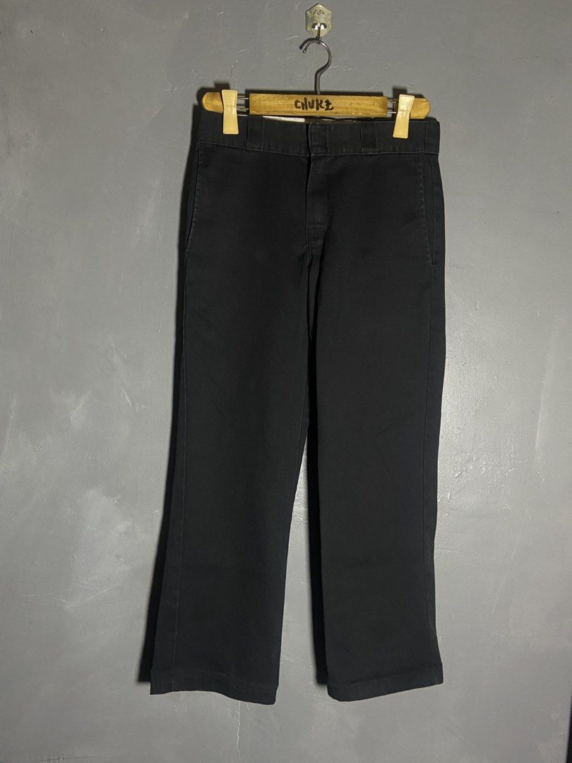 Dickies 874 (Category: Chinos) located in Cabuyao City. Submitted by chukz_x (Listing ID 1469528857, Image 2). Description: Dickies 874 Size : 30 Dimes : 30W 37L 8.5 Condition : Excellent Issue : none Price: 650 📍READY TO WEAR 📍Cabuyao Laguna .
