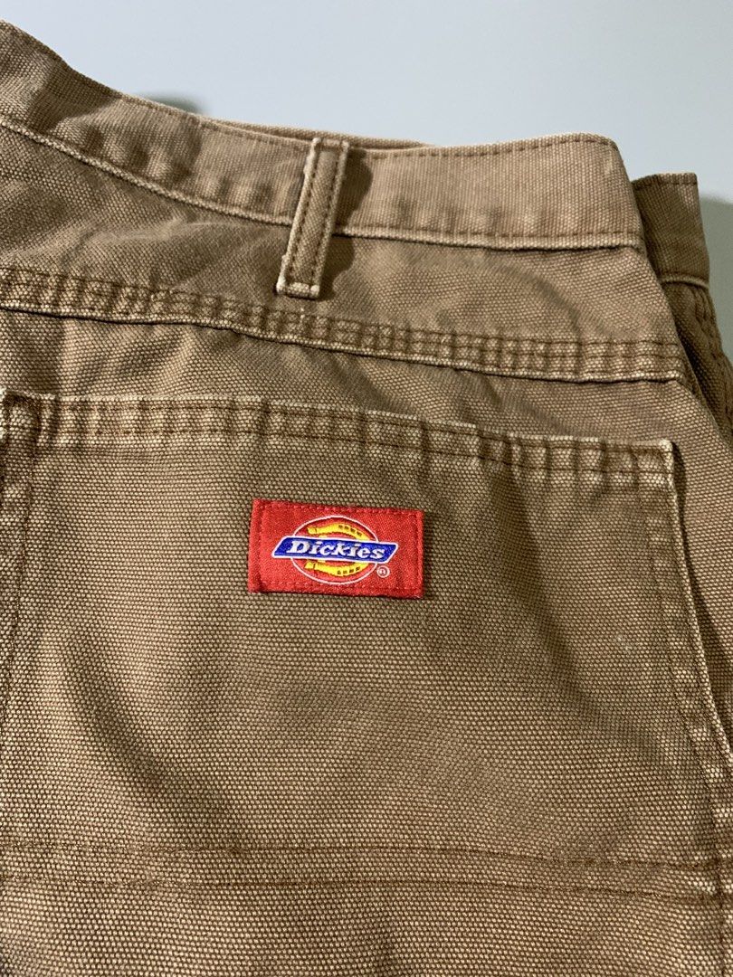 Dickies Carpenter (Category: Shorts) located in Manila. Submitted by kenetoy (Listing ID 1469528532, Image 3). Description: Dickies Carpenter - Excellent condition - Waist: 34-36 - Length: 22 - Color may vary due to lighting - issue: last pic idk if ma remove pa 🏷️ 1500 shipped.