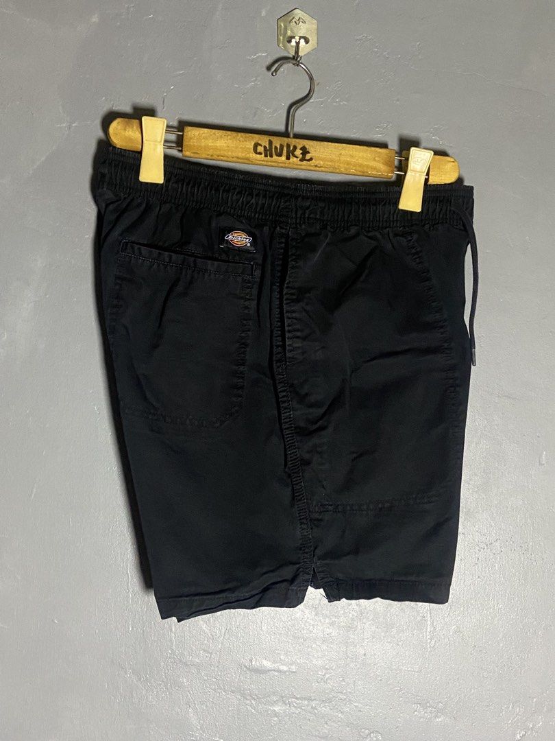 Dickies Pelican Rapid Short (Category: Activewear) located in Cabuyao City. Submitted by chukz_x (Listing ID 1469527754, Image 3). Description: Dickies Pelican Rapid Short Size : Medium Dimes : 30-32W 16L 10H Condition : Excellent Issue : none Price: 450 📍READY TO WEAR 📍Cabuyao Laguna.