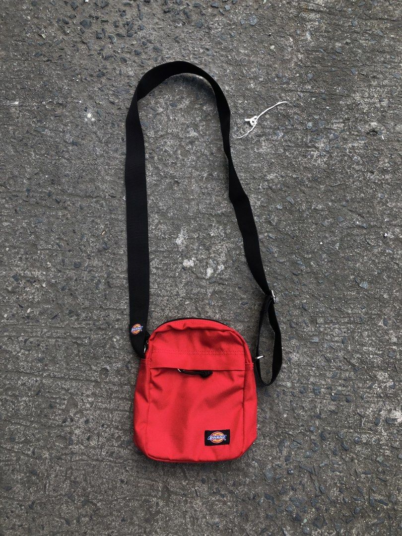 Dickies Sling Bag (Category: Sling Bags) located in Imus. Submitted by chararatzx. (Listing ID 1469418430, Image 1). Description: NEW CONDITION FLAWLESS NO ISSUE DOUBLE PATCH AUTHENTIC COLOR RATE 10/10 .