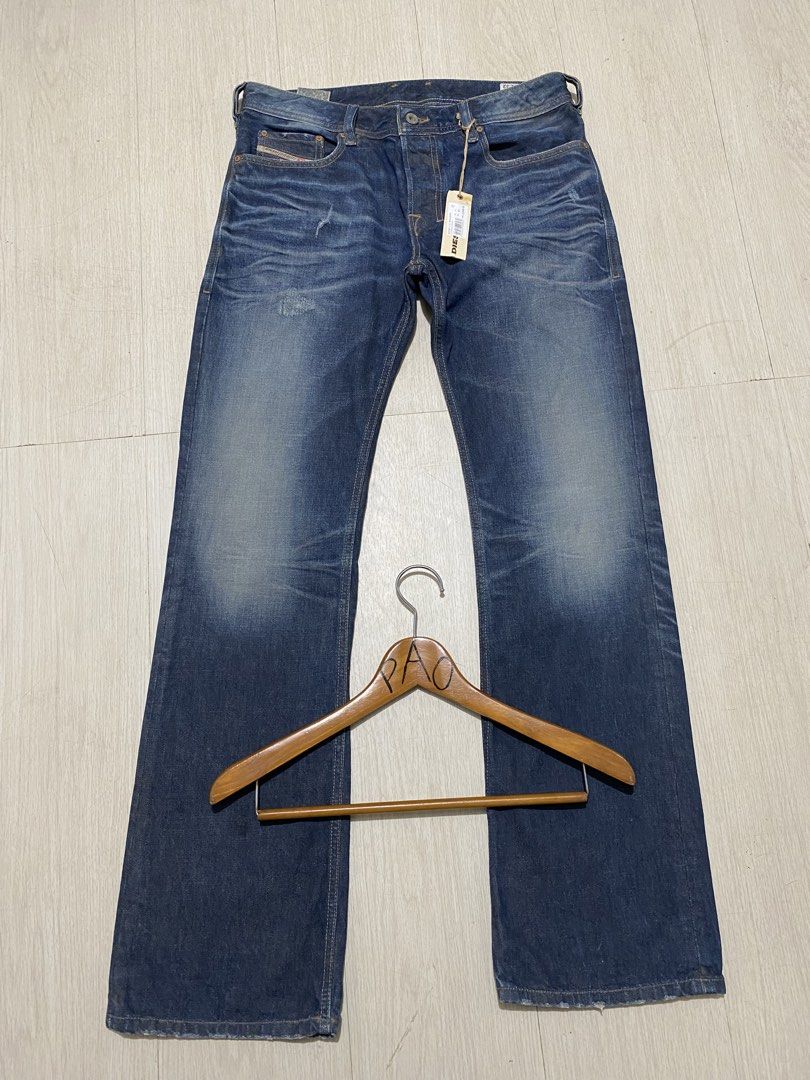 Diesel industry ZATINY (Regular-Bootcut) jeans (Category: Jeans) located in Davao. Submitted by VapenDrip (Listing ID 1469510010, Image 1). Description: Diesel industry ZATINY (Regular-Bootcut) jeans Actual measurement 👇 Waist 32 Length 41.5 Thigh 11 Hem 9 Brand new/ Dead-stock condition With hangtag Selling for 4,500+sf .