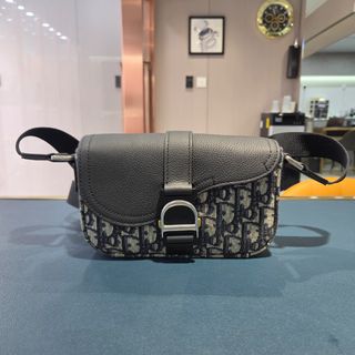 （分類：）位於 。 由 summitwatches 提交（商品編號 1469466704，圖片 1）。簡介： 。