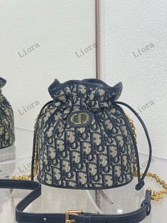 （分類：）位於 。 由 hafkjhdiualoi11 提交（商品編號 1469494615，圖片 1）。簡介： 。