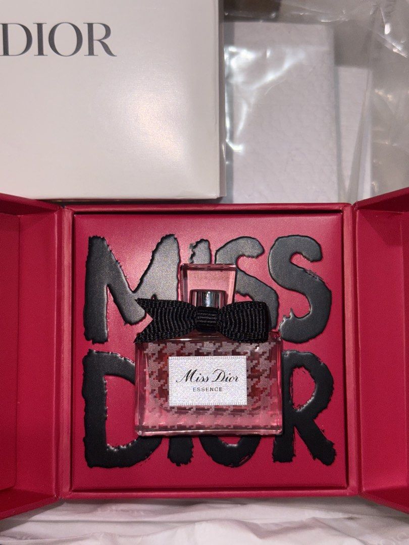 Dior Miss Dior Essence Perfume Coffret (Category: Fragrance & Deodorants) located in Makati City. Submitted by f_bags (Listing ID 1469542727, Image 1). Description: - 100% Authentic Miss Dior Essence fragrance - coffret - Ideal for personal use, gifting, or fragrance collectors.