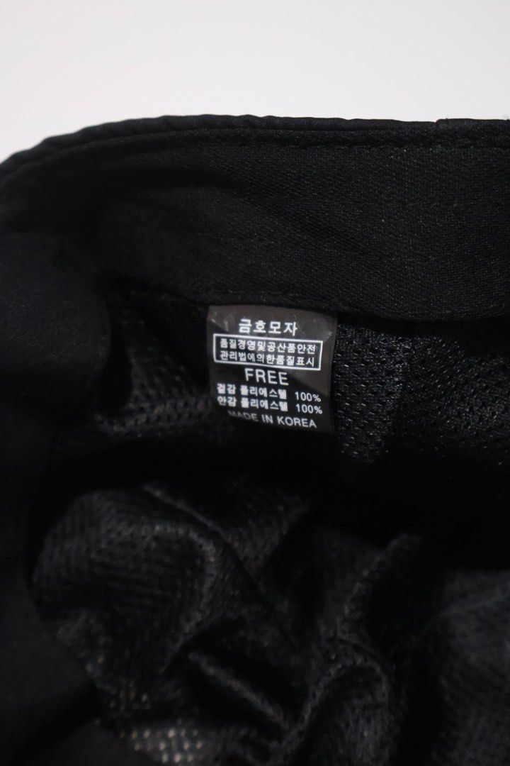 Discover Expedition Techwear 5 Panel Runner/Outdoor Cap - Adjustable (Category: Caps & Hats) located in Davao. Submitted by adl.dept (Listing ID 1469406302, Image 3). Description: Like New No issues 5 panel For running or outdoor/ activities Good for daily use Details: • First to pay gets the item! • Location: Wilfredo Aquino, Davao City • Pick up loc— Assumption College of Davao, Cabaguio st. • Add ₱30 or up for meetups (depends on agreed place)