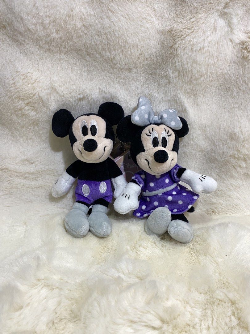 Disney’ Mickey Mouse and Minnie Mouse plush charm bundle (Category: Plushies & Soft Toys) located in Kalibo. Submitted by ollie_stuffshop (Listing ID 1469556425, Image 1). Description: Before you send your inquiries: ❗️Last Price is already posted ❗️Manage your expectations, WYSIWYG ❗️May need washing ❗️Dropoff is every Wednesday & Sunday.