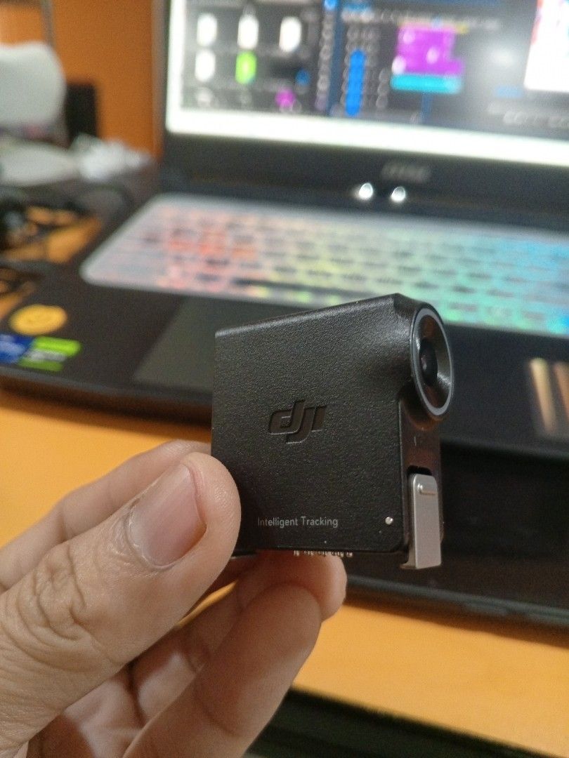 DJI RS Enhanced Intelligent Tracking Module (Category: Video Cameras) located in Manila. Submitted by franciscoo91672 (Listing ID 1469403460, Image 1). Description: - Authentic DJI RS Enhanced Intelligent Tracking Module - Compact black body featuring an integrated tracking camera lens - Clean bottom connector pins and side USB-C port - Fully functional and ready to mount on your gimbal rig.