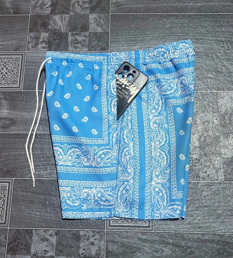 Draw string short by Shein (Category: Shorts) located in Polomolok. Submitted by olaivarmanuel4-57684 (Listing ID 1469518069, Image 1). Description: Drawstring Short by Shein ✨ • Size 30 to 34 Stretchable • Excellent need wash • Thrifted item 💯 299 pesos only plus sf if malayo 📩 Pm/Dm📩.