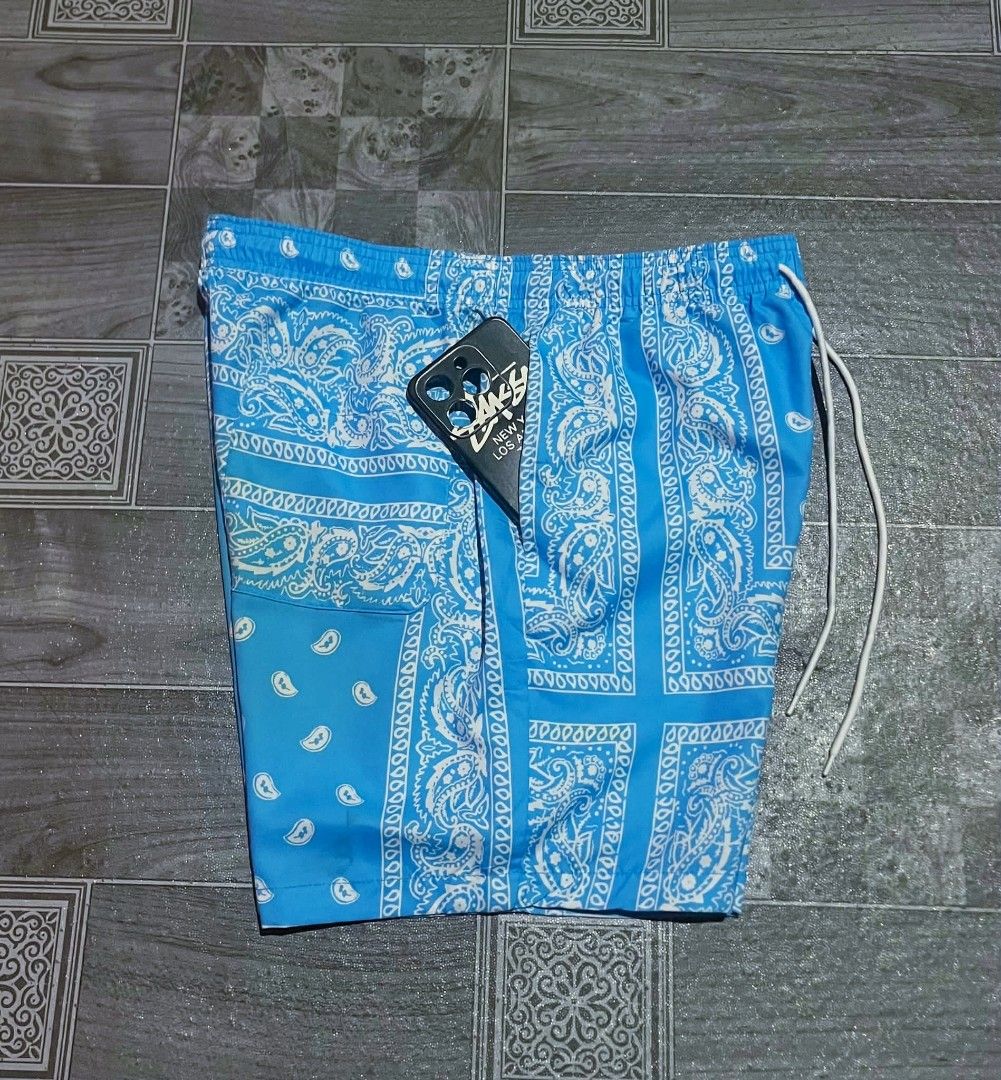 Draw string short by Shein (Category: Shorts) located in Polomolok. Submitted by olaivarmanuel4-57684 (Listing ID 1469518069, Image 2). Description: Drawstring Short by Shein ✨ • Size 30 to 34 Stretchable • Excellent need wash • Thrifted item 💯 299 pesos only plus sf if malayo 📩 Pm/Dm📩.