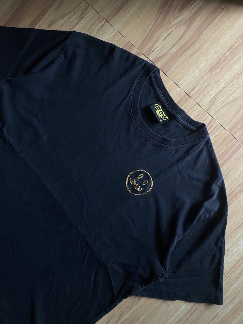 Drew House sketch mascot (Category: Tshirts & Polo Shirts ) located in San Andres. Submitted by _wearlore. (Listing ID 1469399763, Image 2). Description: Excellent Condition 9.5/10 Color Rate No issue Tagged sized: XLarge Width:22 Length:28.