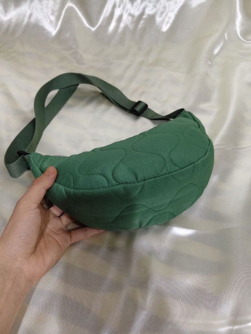 DUMPLING BAG 11/6" (Category: Cross-body Bags) located in Gamu. Submitted by 2022bagsbunny (Listing ID 1469404031, Image 3). Description: .