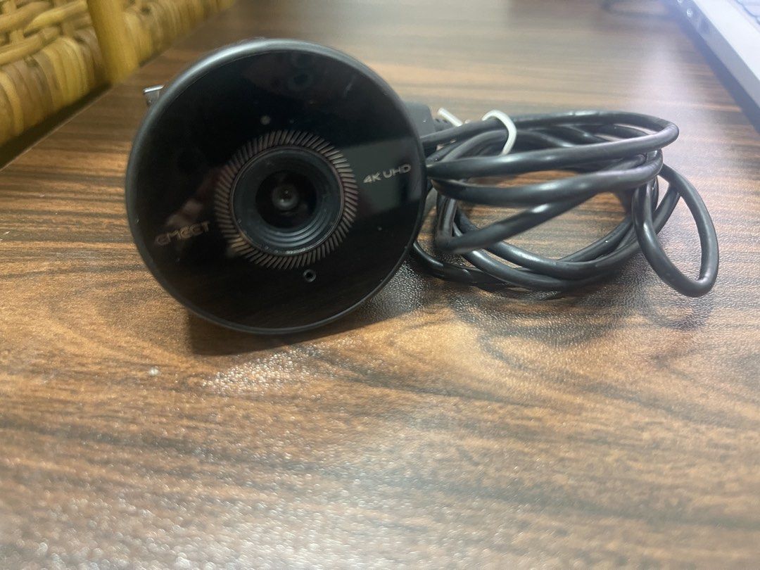 Emeet Webcam (Category: Laptops & Notebooks) located in Makati City. Submitted by loushhh (Listing ID 1469530842, Image 1). Description: .