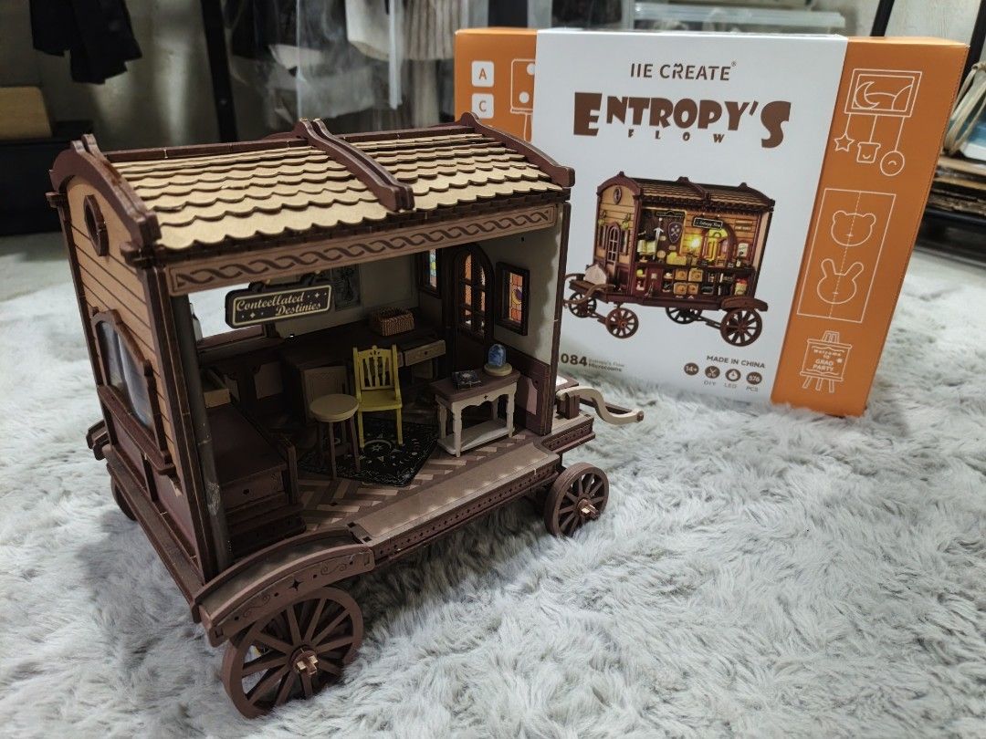 Entropy Display (Category: Lego & Building Sets) located in Manila. Submitted by connectingparts (Listing ID 1469546552, Image 3). Description: limited stock entropys flow.
