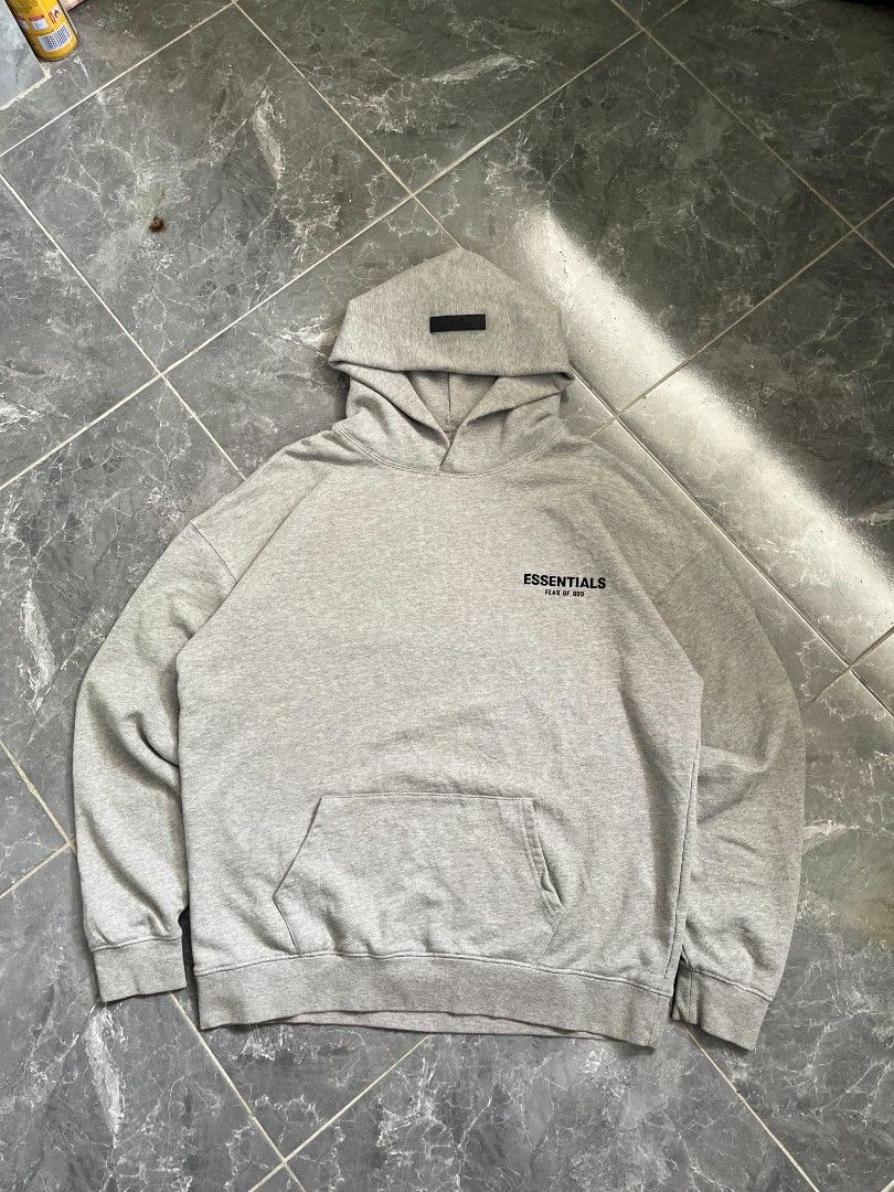 ESSENTIALS HOODIE (Category: Coats, Jackets and Outerwear) located in Cabagan. Submitted by kiane10 (Listing ID 1469452707, Image 1). Description: .