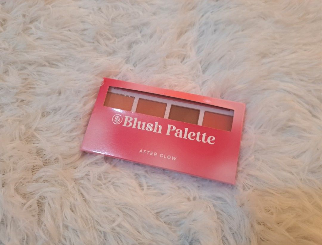 Ever Bilena Blush Pallete (Category: Makeup) located in Bulacan. Submitted by queen08_ (Listing ID 1469572695, Image 1). Description: - Swatched once - Never Been Used - Shade : After Glow.