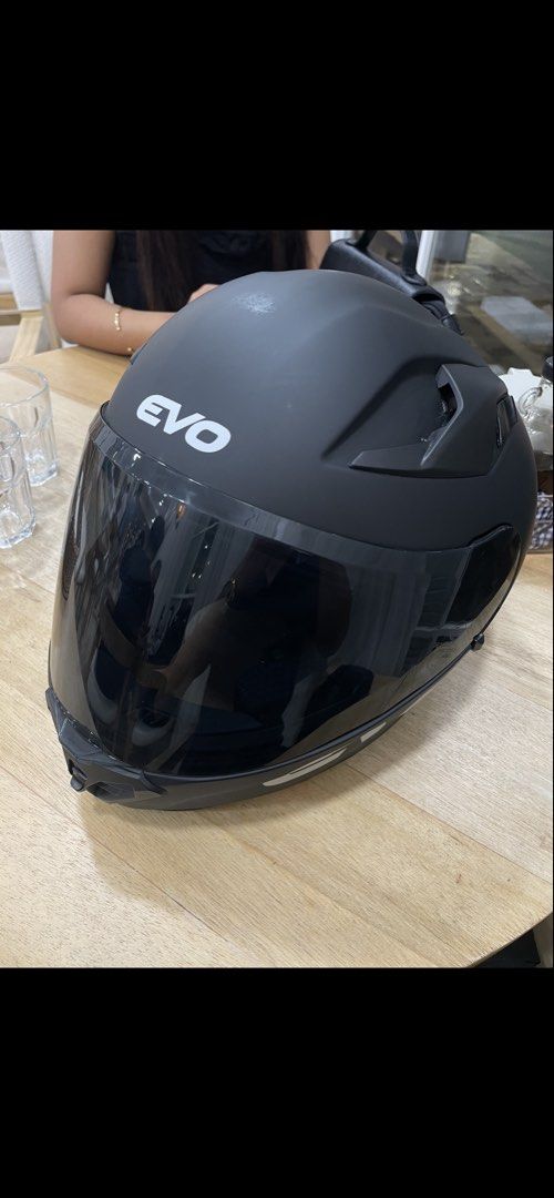 Evo Helmet XL (Category: Body Parts and Accessories) located in Manila. Submitted by mayannelegion (Listing ID 1469393968, Image 2). Description: .