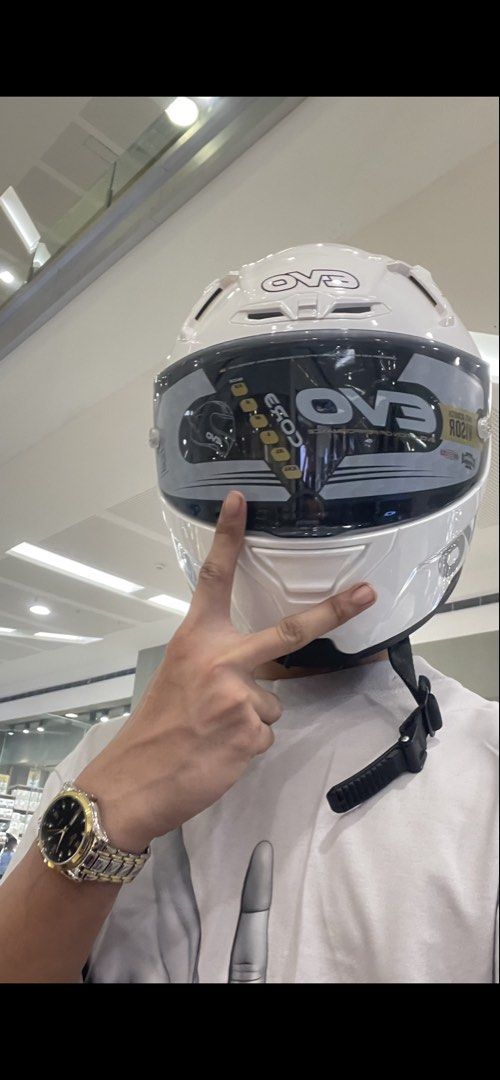 Evo Helmet XL (Category: Body Parts and Accessories) located in Manila. Submitted by mayannelegion (Listing ID 1469393968, Image 3). Description: .