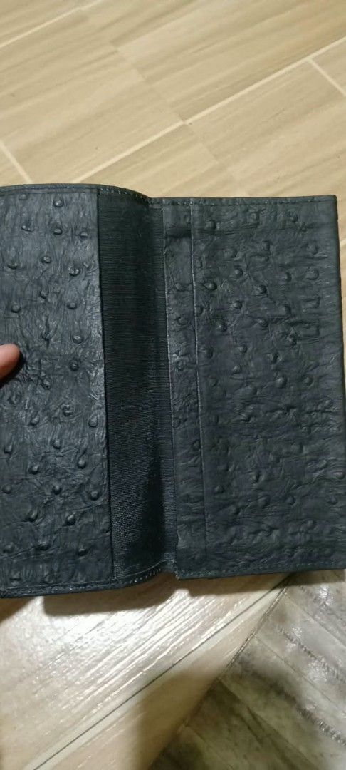 Exotic Leather Long Wallets Set (Category: Wallets & Card holders) located in Gapan. Submitted by montesnora80204 (Listing ID 1469435423, Image 3). Description: .