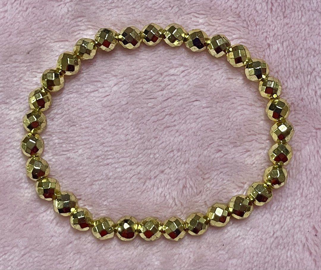 Faceted Golden Hematite Bracelet (Category: Bracelets) located in Manila. Submitted by Crystal_Oracle (Listing ID 1469508548, Image 2). Description: Hematite grounds and protects us. It strengthens our connection with the earth, making us feel safe and secure, which in turn gives us the strength to create healthy boundaries energetically and emotionally. It endows us with courage, endurance and vitality. A “stone for the mind”, Hematite stimulate