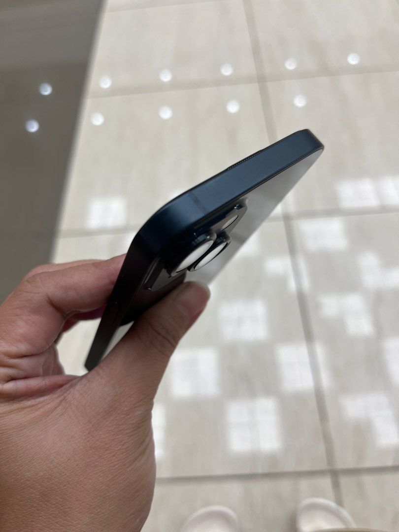 Factory unlocked (any sim) (Category: iPhone 14 Series) located in Manila. Submitted by oddwind.33596b (Listing ID 1469399075, Image 2). Description: - Model: Apple iPhone 14 - Color: Midnight Black - Storage Capacity: 256GB -ZP/a variant -NTC approved - Meetup Locations: Metro Central Mall or Barangay Calios, Santa Cruz, Laguna.
