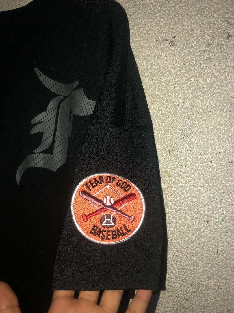 FEAR OF GOD (Category: Activewear) located in Cagayan de Oro. Submitted by amenfitt (Listing ID 1469548741, Image 2). Description: Fear of God 5th Collection mesh batting practice jersey featuring an oversized fit, a Gothic "F" logo on the chest W 29 L 30 LARGE BEST FIT EXCELLENT CONDITION COLOR RATE 10/10 ISSUE: NONE.