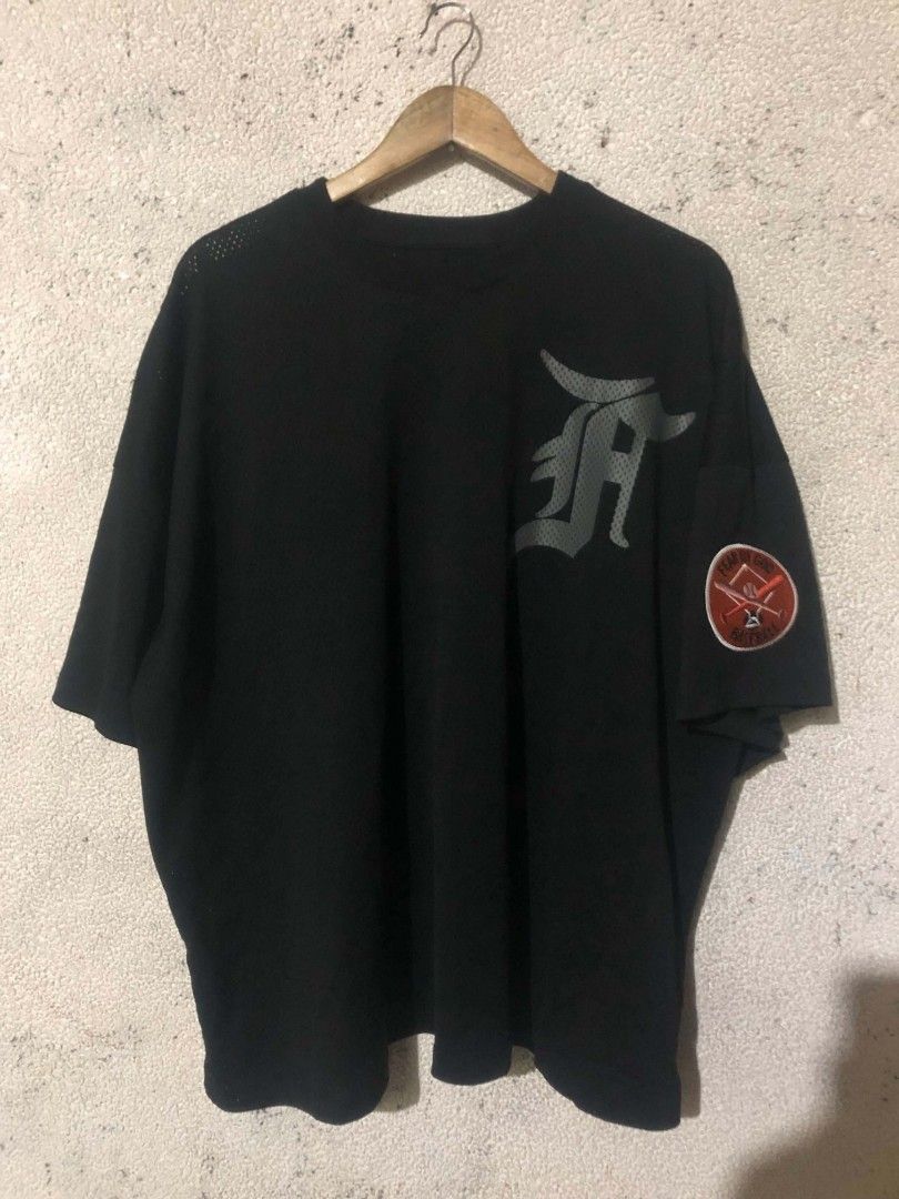 FEAR OF GOD (Category: Activewear) located in Cagayan de Oro. Submitted by amenfitt (Listing ID 1469548741, Image 1). Description: Fear of God 5th Collection mesh batting practice jersey featuring an oversized fit, a Gothic "F" logo on the chest W 29 L 30 LARGE BEST FIT EXCELLENT CONDITION COLOR RATE 10/10 ISSUE: NONE.