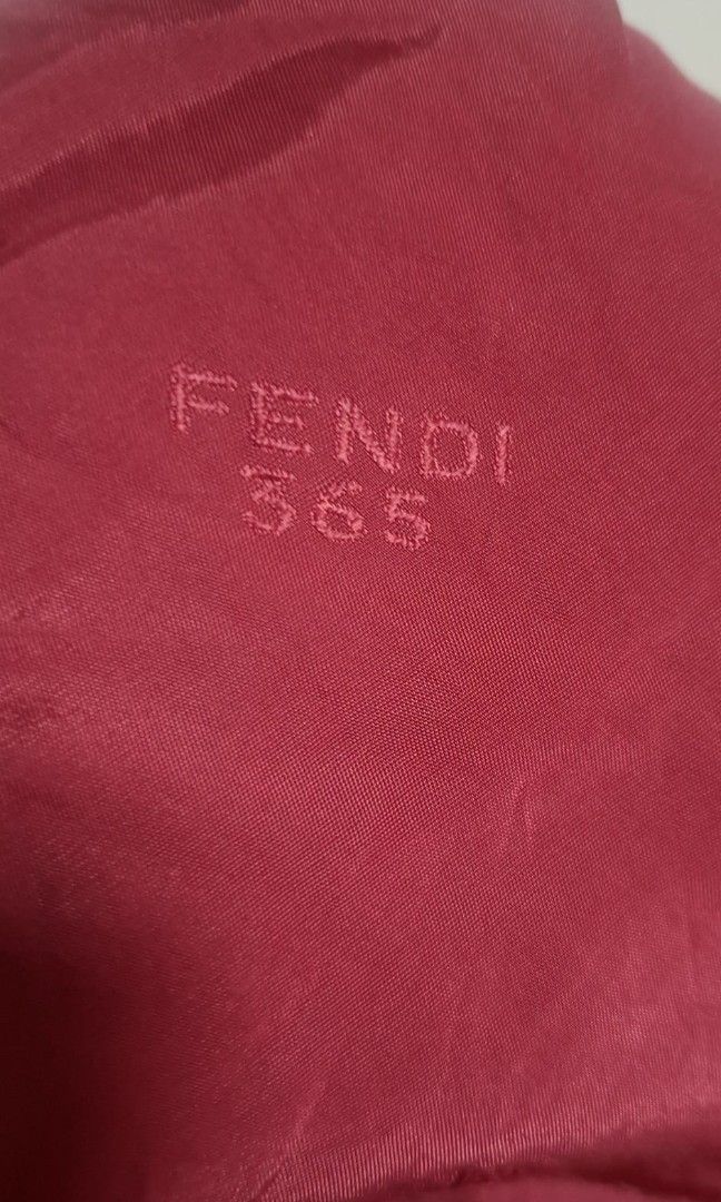 Fendi auth vintage xs (Category: Coats, Jackets and Outerwear) located in Cavite. Submitted by lonchel1571206 (Listing ID 1469510229, Image 1). Description: authentic fendi for xs.