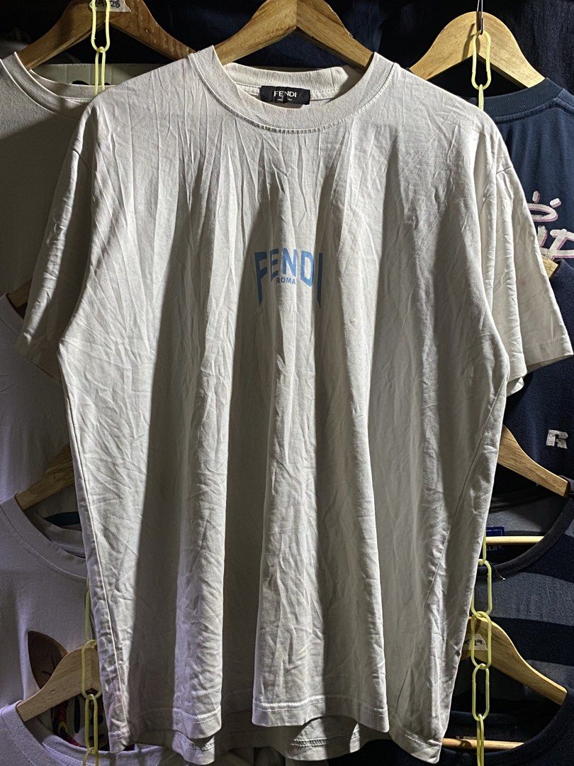 Fendi Roma Centered Logo T-Shirt (Category: Tshirts & Polo Shirts ) located in Malabon City. Submitted by skeptaz (Listing ID 1469532664, Image 1). Description: 22x29 cut wash.