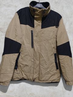 (Kategori: ) berada di . Dikirim oleh outfitsecond_ham (ID iklan 1469503798, Gambar 1). Deskripsi: .
