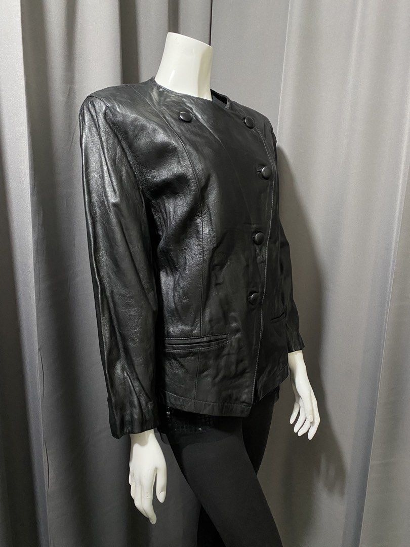 Jil Mugler Sculptural Leather Jacket (Category: Luxury Apparel) located in Baguio. Submitted by thecollector2600 (Listing ID 1469426368, Image 3). Description: 19” x 23”.