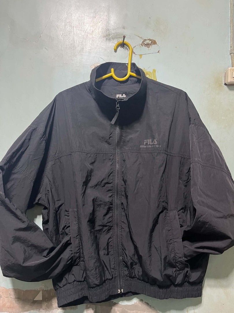 FILA WIND BREAKER (Category: Activewear) located in Cagayan de Oro. Submitted by cortesjosh81 (Listing ID 1469490444, Image 1). Description: Pm more details & interested.