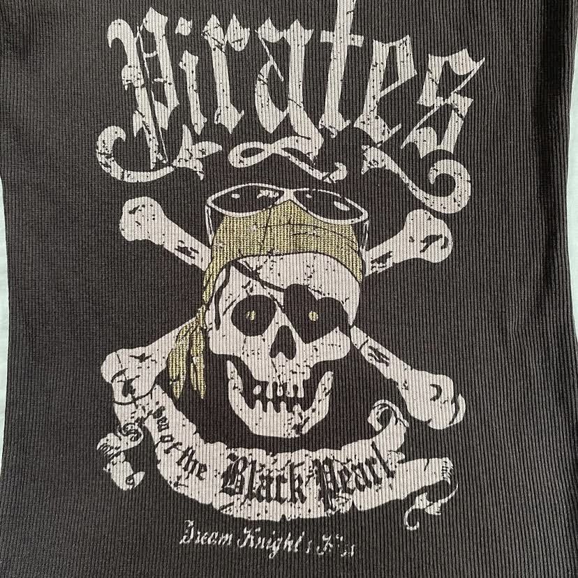 fishbone punk pirate top (Category: Sleeveless) located in Minalabac. Submitted by binx.xoxo (Listing ID 1469472777, Image 2). Description: length 16.5 fits xs-m .