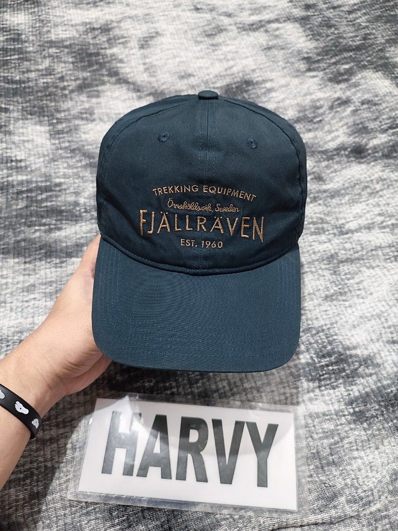Fjallraven Cap Dark Navy (Category: Caps & Hats) located in Cebu City. Submitted by haryvyylyynn (Listing ID 1469555136, Image 3). Description: Fjallraven Cap 850+sf.