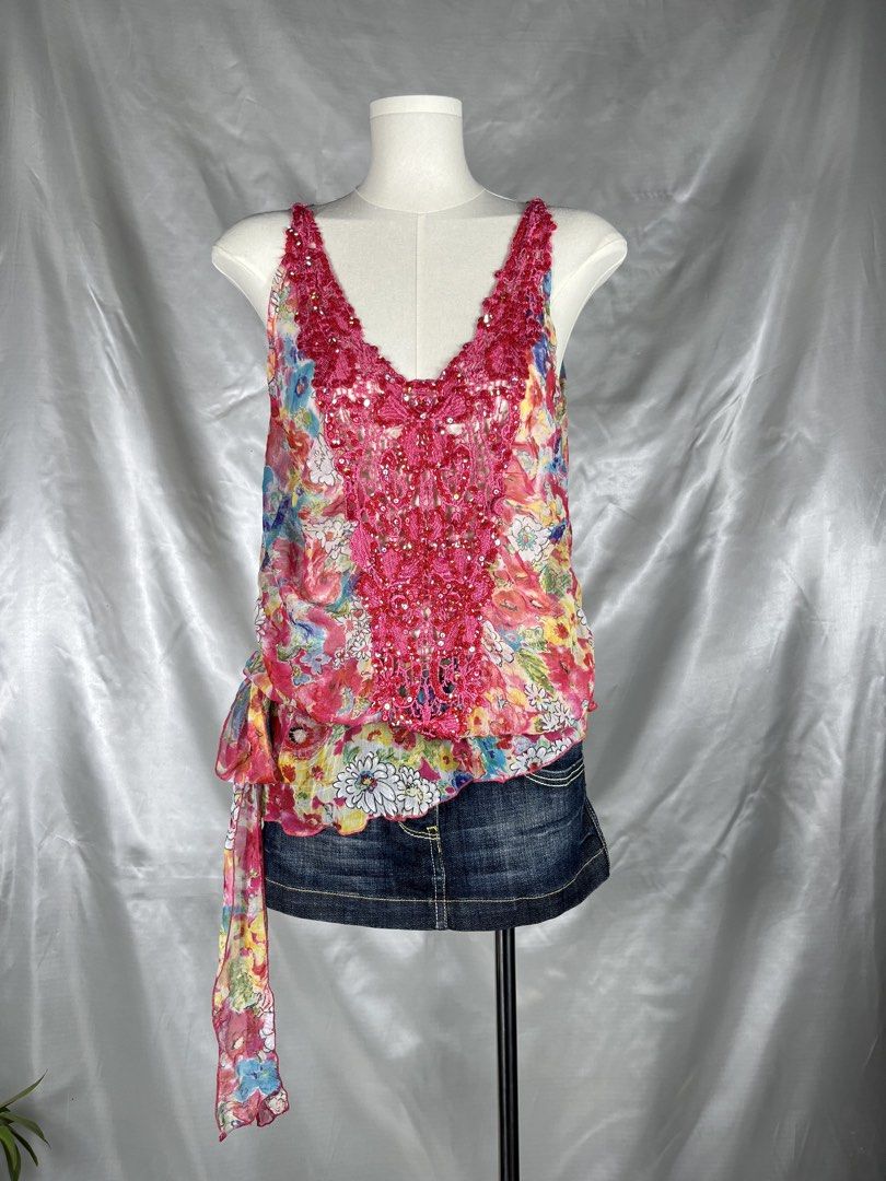 Floral Fairy Top 🧚 (Category: Others Tops) located in Polomolok. Submitted by allisthriftsph (Listing ID 1469518111, Image 2). Description: .