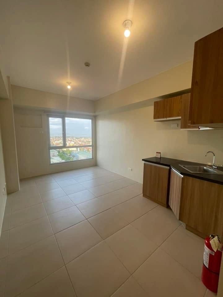 FOR RENT AVIDA TOWERS ONE UNION STUDIO (Category: Apartments & Condos) located in Manila. Submitted by philhouseslistings (Listing ID 1463443587, Image 3). Description: Atleast 1-2Days Notice Prior Viewing❗️ (Key with Us) AVIDA TOWERS ONE UNION PLACE UNION DRIVE ARCA SOUTH TAGUIG 15th Tower 3 Studio Unit 23sqm UnFurnished (Tenant to Provide AC) 13K/mo. inclusive of dues LAST PRICE Furnished (With Window Type AC) 15K/mo. inclusive of dues LAST PRI