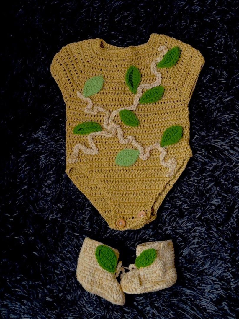 FOR RENT CROCHET BABY GROOT 1-2 MONTHS (Category: Babies & Kids Fashion) located in Las Pinas. Submitted by tahliathriftcollection (Listing ID 1469446576, Image 3). Description: Baby Crochet Outfit for Rent ! ↪️Bella’s Rental Crochet Groot Inspired Design 💚🌳 🌳top with leaves design 🌳cap 🌳pair of shoes and hand Looking for a unique and adorable outfit for your little one? Look no further! I'm renting out a handmade crochet outfit inspired by 