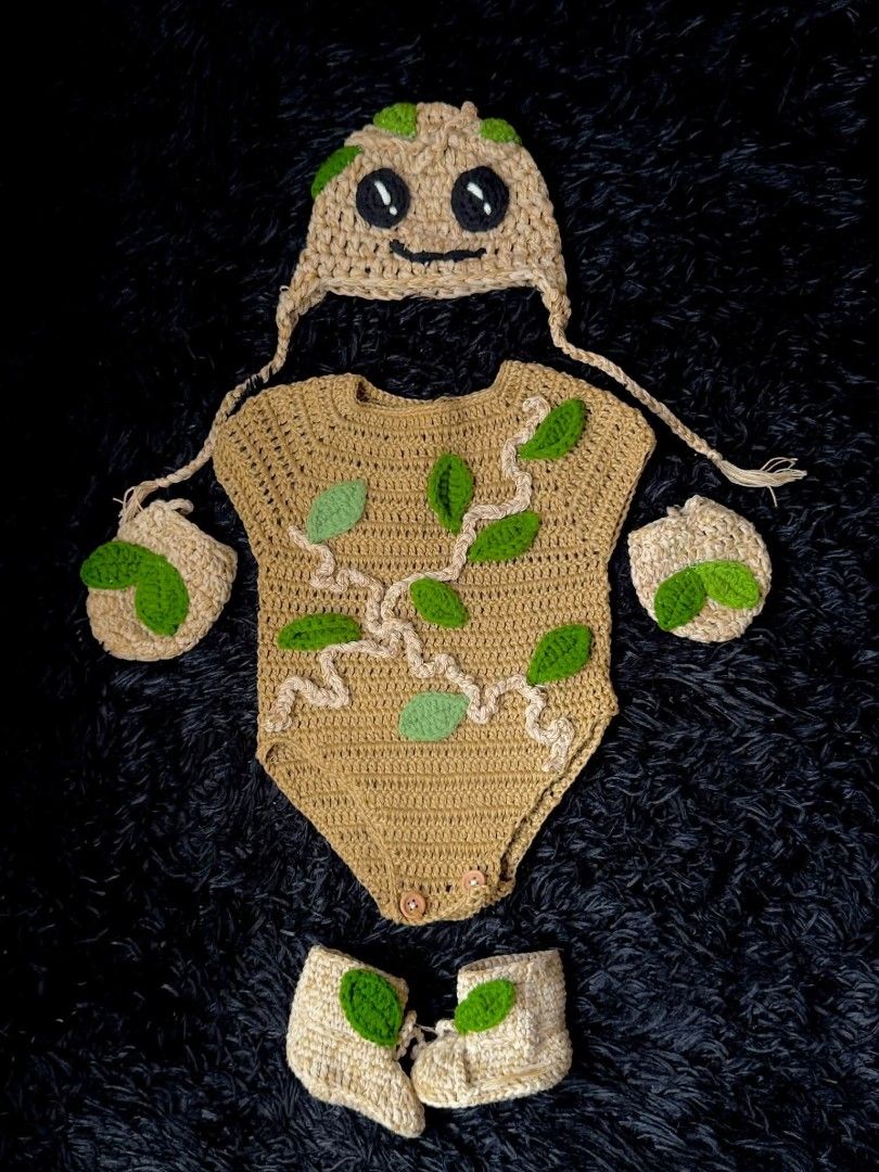 FOR RENT CROCHET BABY GROOT 1-2 MONTHS (Category: Babies & Kids Fashion) located in Las Pinas. Submitted by tahliathriftcollection (Listing ID 1469446576, Image 1). Description: Baby Crochet Outfit for Rent ! ↪️Bella’s Rental Crochet Groot Inspired Design 💚🌳 🌳top with leaves design 🌳cap 🌳pair of shoes and hand Looking for a unique and adorable outfit for your little one? Look no further! I'm renting out a handmade crochet outfit inspired by 